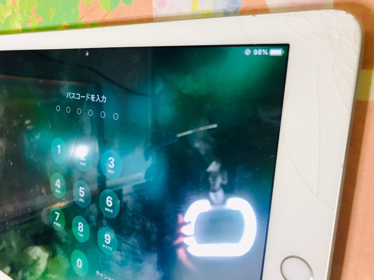 神戸市垂水区のiPad修理店｜画面修理前のiPad第５世代