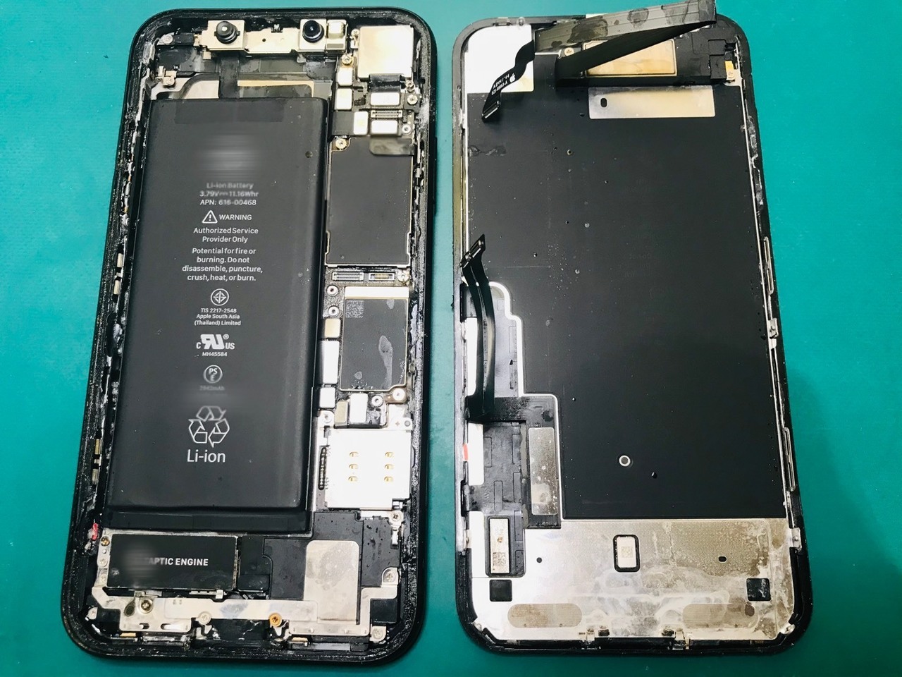 垂水でiPhoneXの画面とバッテリー交換修理